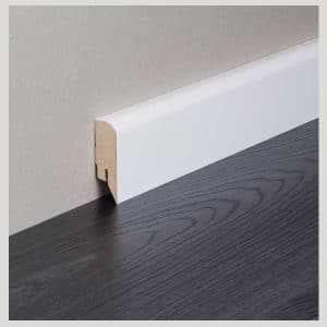 Wooden laminate skirting (white)